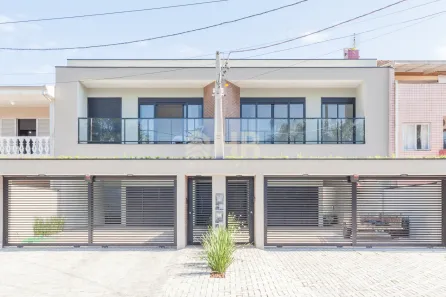 Sobrado com 4 Quartos à venda, 270m² no Caiobá, Matinhos