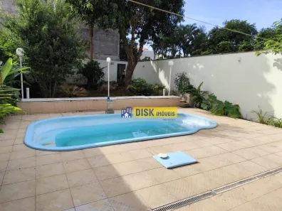Casa com 3 Quartos para alugar, 350m² no Vila Scarpelli, Santo André