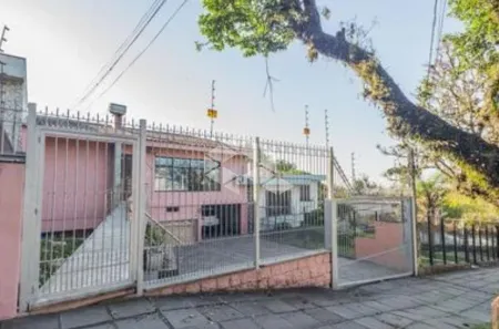 Casa com 6 Quartos à venda, 550m² no Menino Deus, Porto Alegre