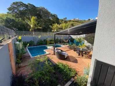 Casa de Condomínio com 3 Quartos à venda, 200m² no Loteamento Vale Azul I, Jundiaí