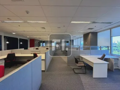 Sala Comercial para alugar, 800m² no Vila Olímpia, São Paulo