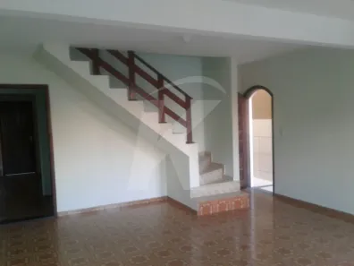 Sobrado com 3 Quartos à venda, 210m² no Parque Casa de Pedra, São Paulo