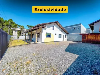 Casa com 3 Quartos à venda, 300m² no Itoupavazinha, Blumenau