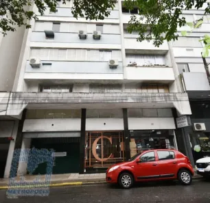 Apartamento com 3 Quartos para alugar, 94m² no Centro, Florianópolis