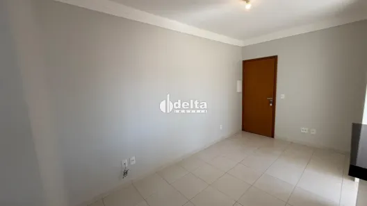 Apartamento com 2 Quartos para alugar, 55m² no Santa Mônica, Uberlândia