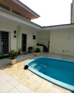 Sobrado com 3 Quartos à venda, 250m² no Anita Garibaldi, Joinville