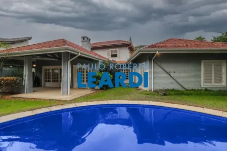 Casa com 6 Quartos à venda, 356m² no Jardim Guedala, São Paulo