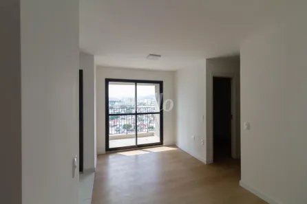 Apartamento com 3 Quartos para alugar, 69m² no Vila Anastácio, São Paulo
