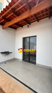 Casa com 2 Quartos à venda, 65m² no Novo Mundo, Uberlândia