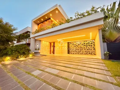 Casa de Condomínio com 5 Quartos à venda, 560m² no Cidade Alpha, Eusébio