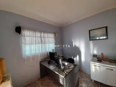 Casa com 3 Quartos à venda, 190m² no São Carlos, Pouso Alegre