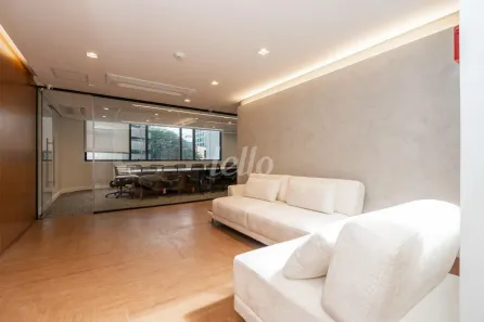 Sala Comercial para alugar, 225m² no Cidade Monções, São Paulo