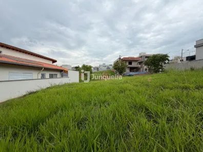 Lote/Terreno à venda, 302m² no Santa Rosa, Piracicaba