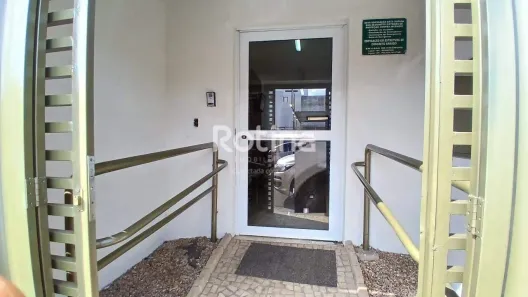 Sala Comercial para alugar, 12m² no Centro, Uberlândia