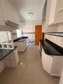 Apartamento com 3 Quartos à venda, 74m² no Segismundo Pereira, Uberlândia