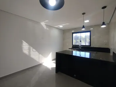 Sobrado com 3 Quartos à venda, 180m² no Vila Roque, São Paulo