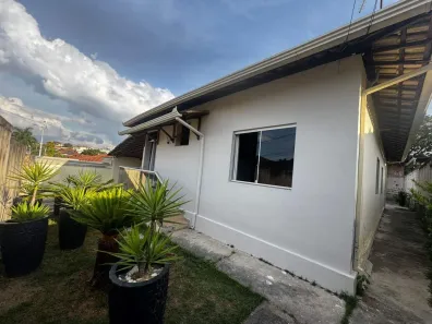 Casa com 3 Quartos para alugar, 250m² no Bom Retiro, Betim