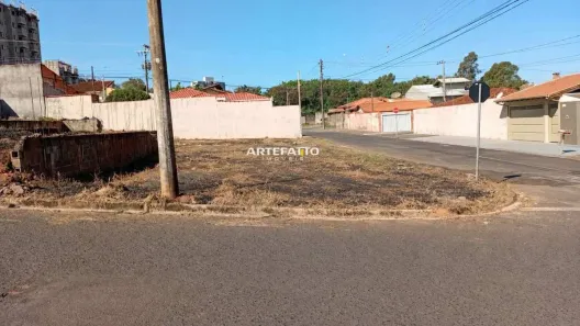 Lote/Terreno à venda, 130m² no Vila Regina, Franca
