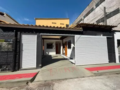 Casa com 3 Quartos para alugar, 90m² no Maria Ortiz, Vitória