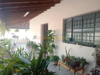 Casa com 3 Quartos à venda, 456m² no Vila Suiça, Pindamonhangaba