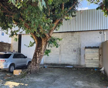 Galpão/Depósito/Armazém à venda, 390m² no Engenheiro Luciano Cavalcante, Fortaleza