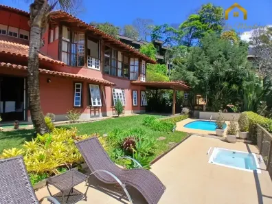Casa de Condomínio com 5 Quartos para alugar, 300m² no Itaipava, Petrópolis