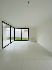 Casa de Condomínio com 3 Quartos para venda ou aluguel, 366m² no Recreio dos Bandeirantes, Rio de Janeiro