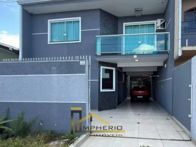 Sobrado com 3 Quartos à venda, 180m² no Sítio Cercado, Curitiba
