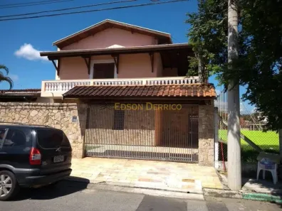 Sobrado com 4 Quartos à venda, 290m² no Vila São Judas Tadeu, Pindamonhangaba