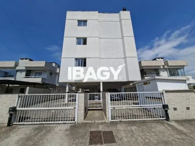 Apartamento com 2 Quartos para alugar, 67m² no Aririú, Palhoça