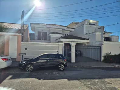 Casa com 3 Quartos à venda, 220m² no Jardim Santa Rosália, Sorocaba