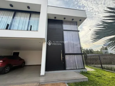 Casa com 4 Quartos para alugar, 300m² no Colina Deuner, Campo Bom