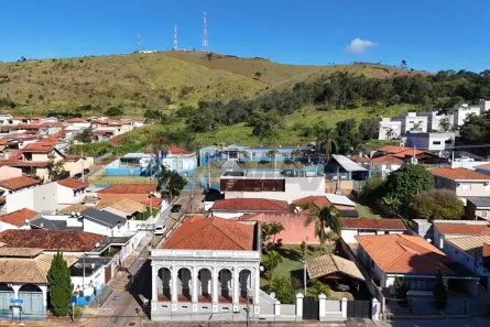 Fazenda/Sítio com 3 Quartos à venda, 279m² no Centro, Piracaia