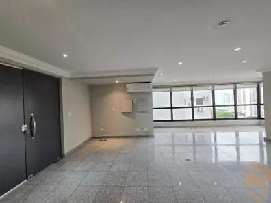 Sala Comercial para alugar, 117m² no Centro, Curitiba