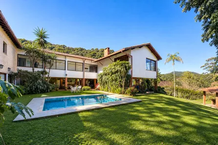 Casa com 5 Quartos à venda, 285m² no Carlos Guinle, Teresópolis