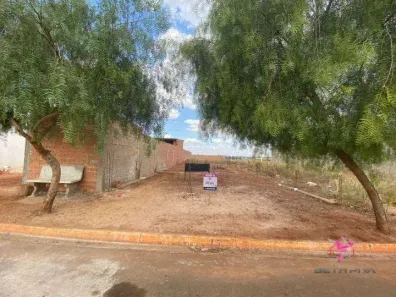 Lote/Terreno à venda, 154m² no Jardim Residencial Crishmara, Leme