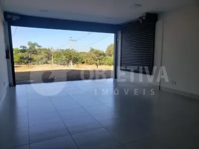 Ponto Comercial para alugar, 60m² no Laranjeiras, Uberlândia