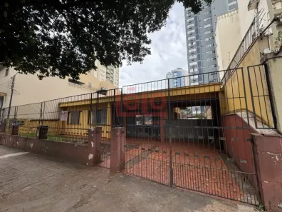 Prédio Comercial com 3 Quartos para alugar, 109m² no Zona 07, Maringá