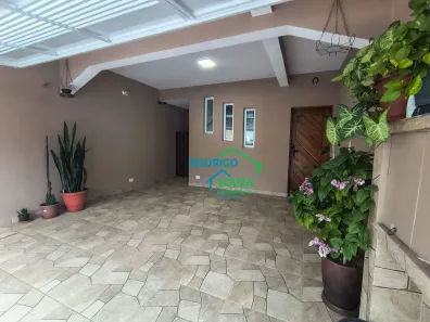 Casa com 3 Quartos à venda, 286m² no Parque Jandaia, Carapicuíba