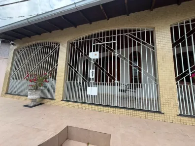 Casa com 4 Quartos à venda, 350m² no Cidade Nova, Ananindeua