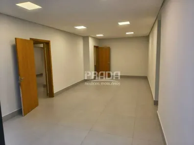 Imóvel Comercial para alugar, 200m² no Tabajaras, Uberlândia