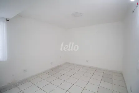 Sala Comercial para alugar, 16m² no Santa Terezinha, Santo André