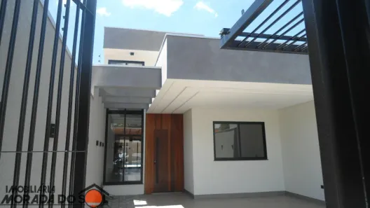 Casa com 3 Quartos à venda, 180m² no Parque das Bandeiras, Maringá