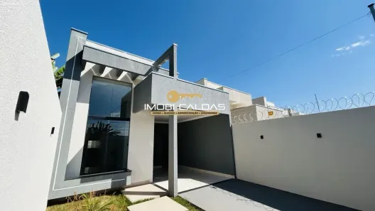 Casa com 3 Quartos à venda, 107m² no Jardim dos Turistas, Caldas Novas