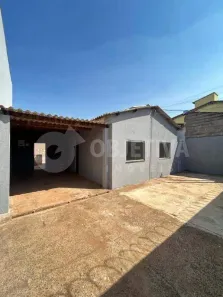 Casa com 3 Quartos à venda, 120m² no Segismundo Pereira, Uberlândia