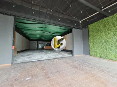Ponto Comercial para alugar, 224m² no Santa Maria, São Caetano do Sul