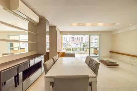 Apartamento com 4 Quartos para alugar, 145m² no Cambuí, Campinas