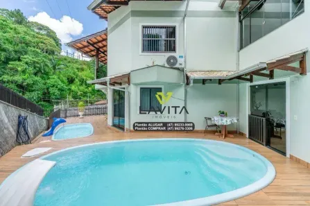 Casa com 6 Quartos à venda, 397m² no Progresso, Blumenau