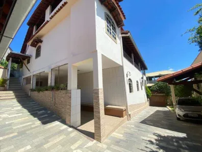 Casa com 3 Quartos à venda, 585m² no Santa Maria, Contagem