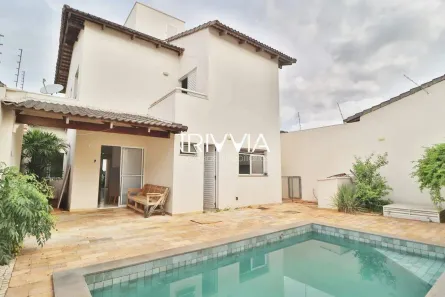 Casa com 3 Quartos para alugar, 176m² no Jardim Patrícia, Uberlândia